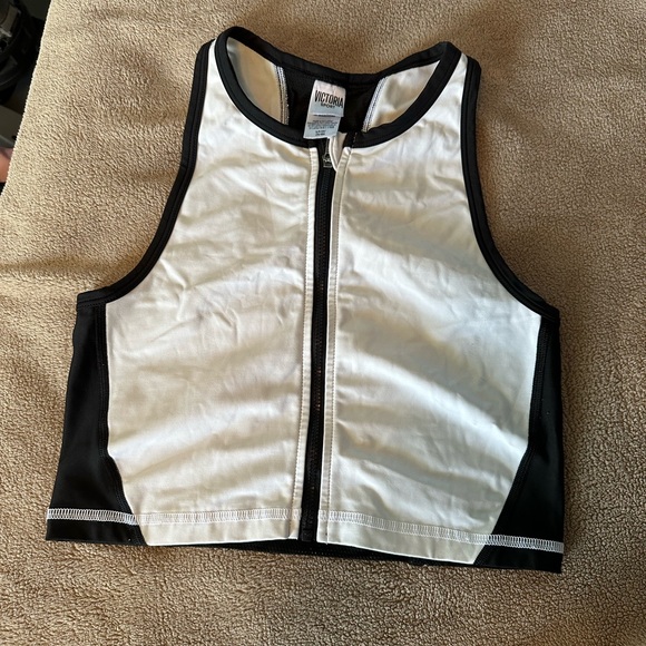 Victoria Sport Bundle! - Picture 3 of 3